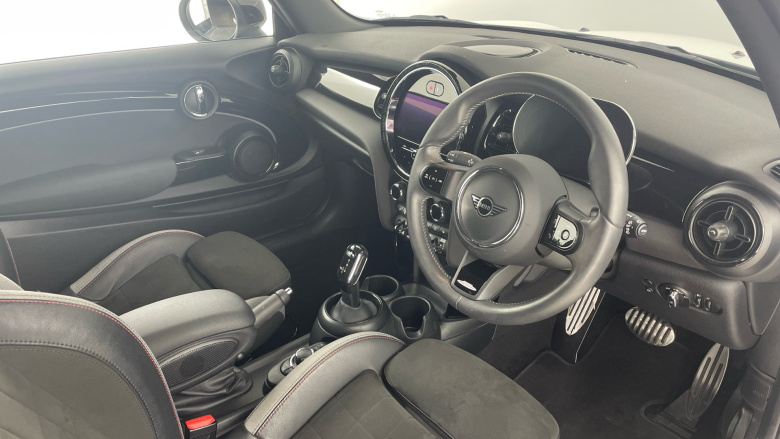 MINI Hatchback 1.5 Cooper Sport 3dr Auto Petrol Hatchback